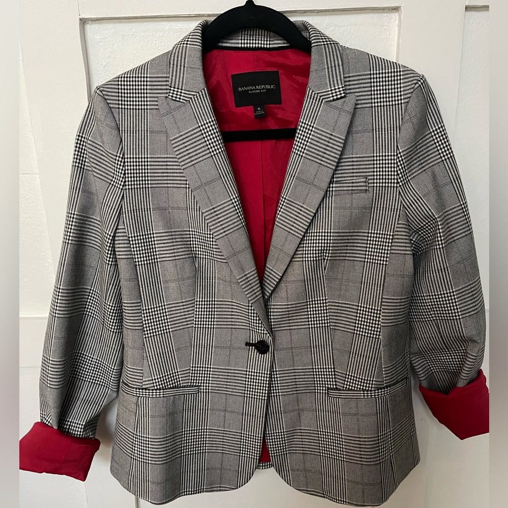 Banana Republic Classic Fit Blazer